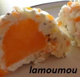 Boule de fromage, surimi et son coeur de melon